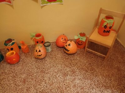 Halloweenské tvoření rodičů a dětí v MŠ